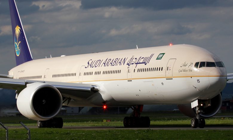 الخطوط السعودية خدمة العملاء