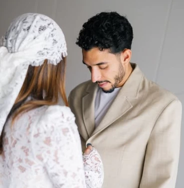 عمر مرموش يعلن خطبته رسميًا